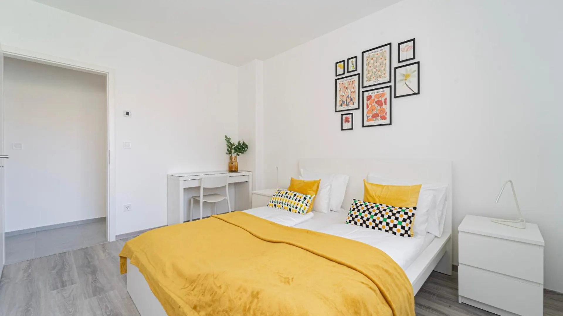 Spirit Apartments By Urbanrent Budapest 0*,